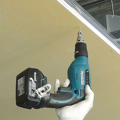 Фото 1- Акумуляторний шуруповерт Makita DFS 451 Z