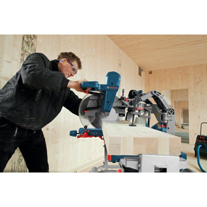 Фото 1- Пила торцювальна Bosch GCM 12 SD